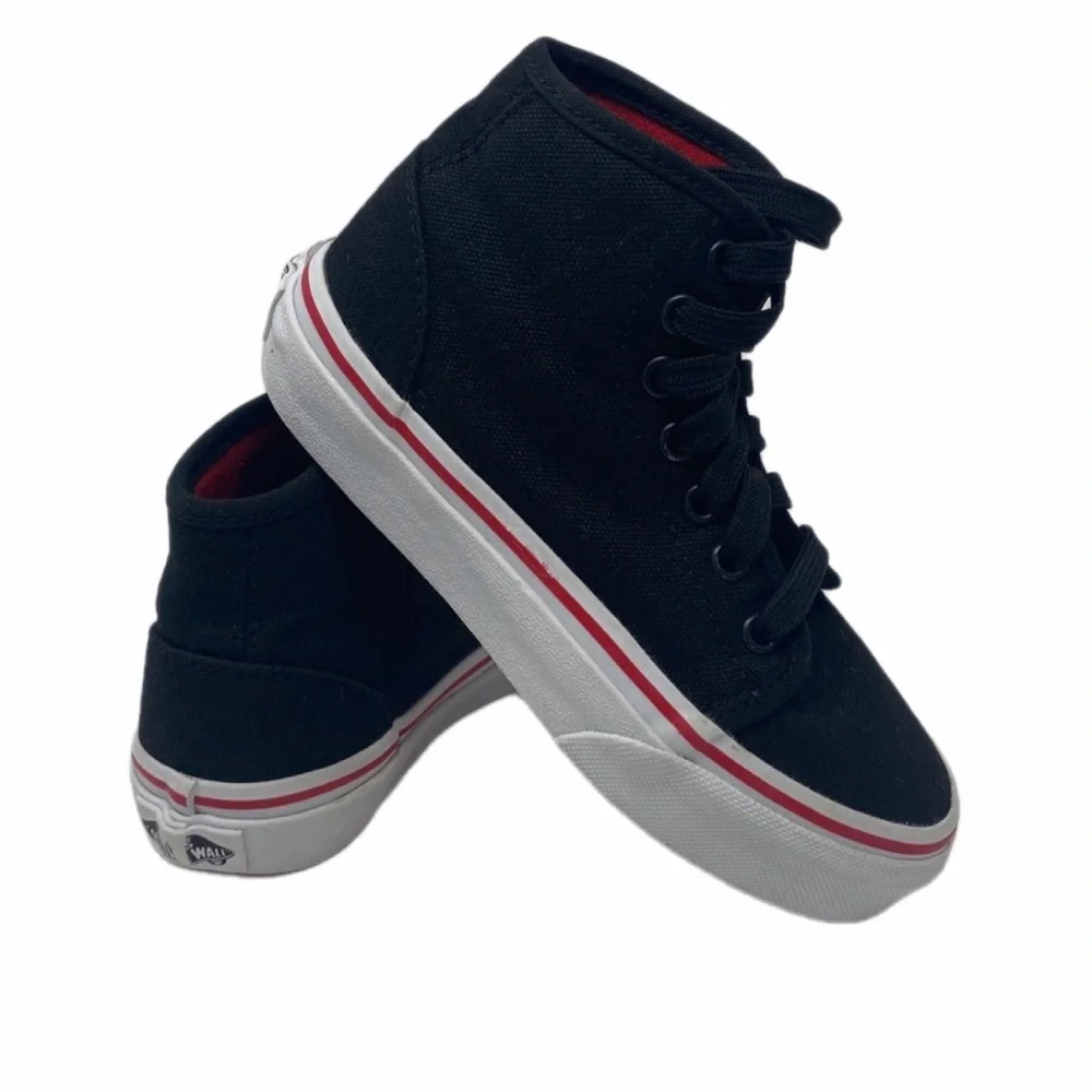 Kids Vans Black and Red Canvas High-Tops Skateboard shoes size Y 10.5